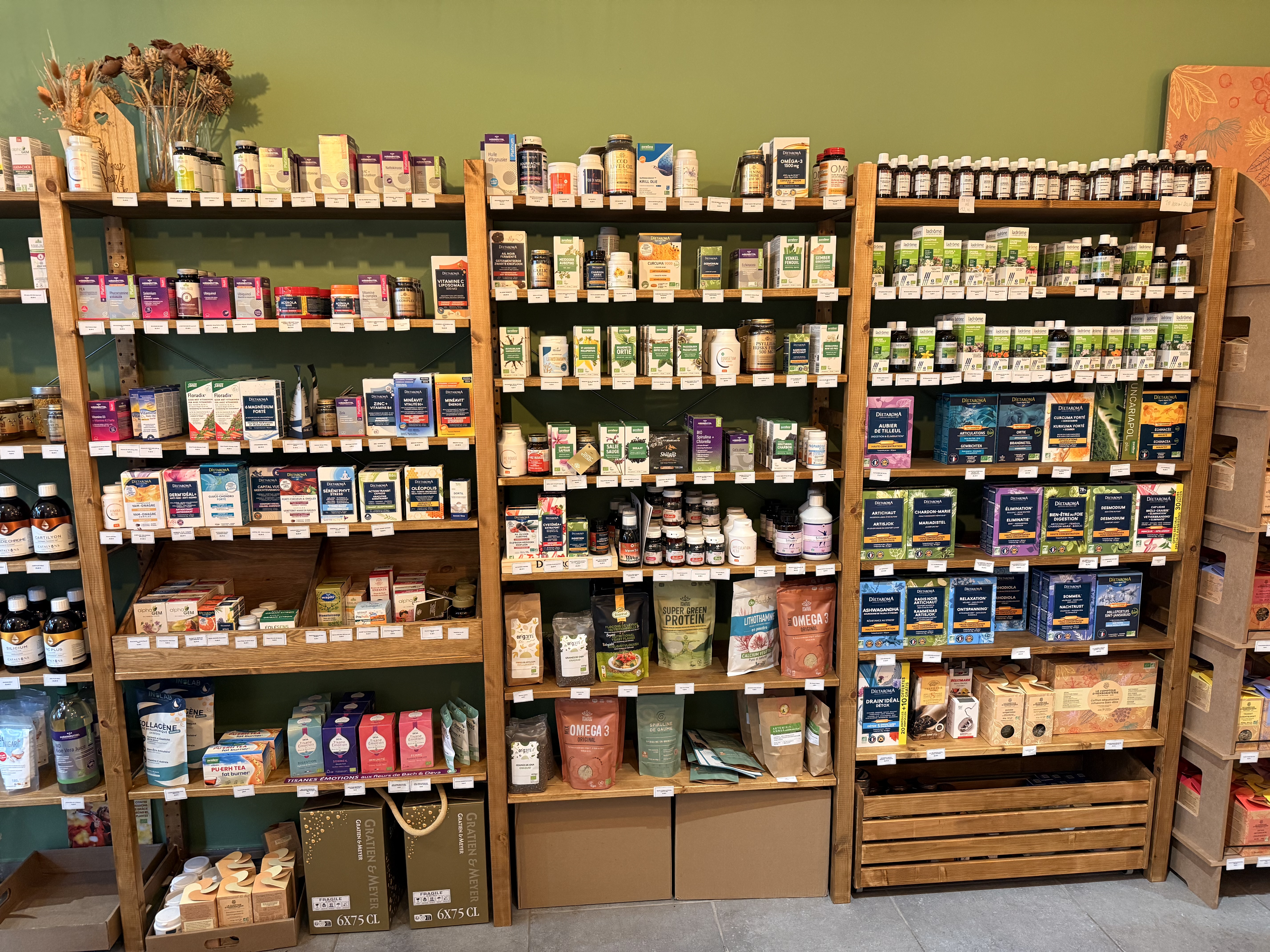 Rayon de plantes et de compléments alimentaires